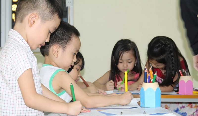 Tham gia các khoá học tiếng Anh